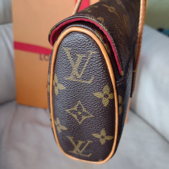 authentic lv❤️ - Picture 11 of 16